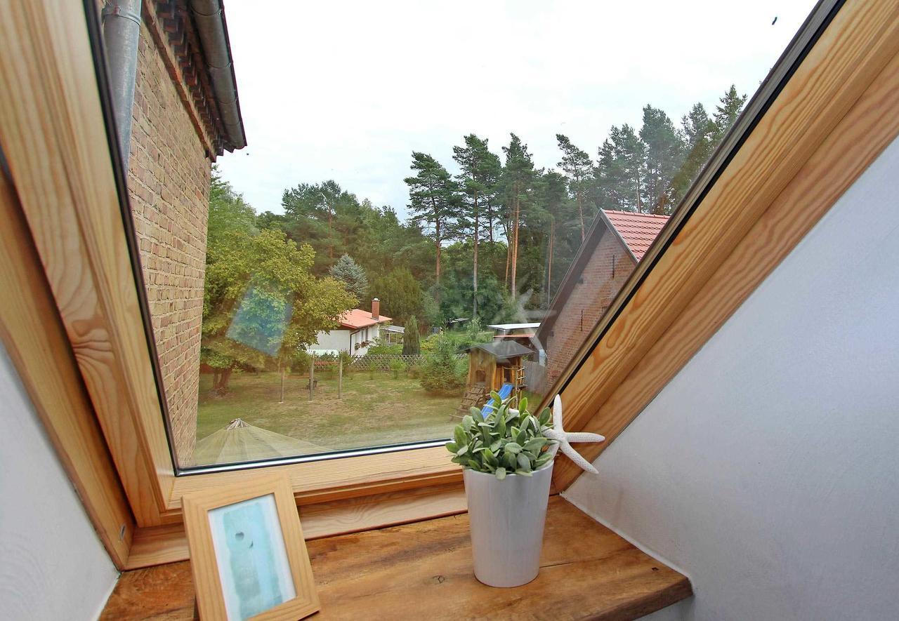Ferienwohnung Im Forsthaus Am See Schwarz Exterior photo